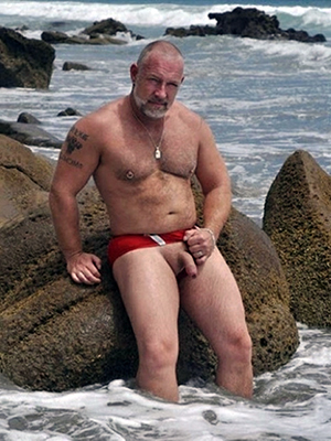 sexy mature on nude shore high def porn