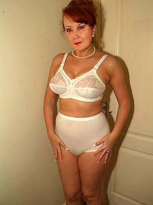 free hot sexy full-grown lingerie pics