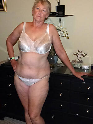 50 plus mature amateur porn pics