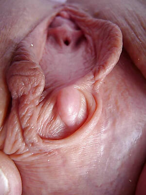 beautiful sexy mature close with pics