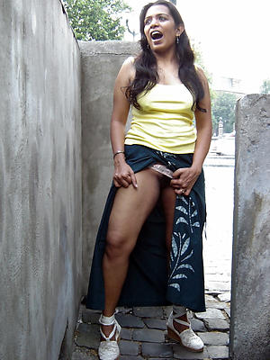 nasty of age indian pussy