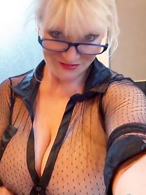 easy naked matures high def porn