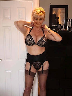 xxx of age lingerie pics