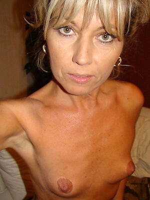 porn pics of mature small gut