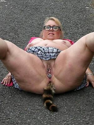 fantastic hot mature pussy snapshot