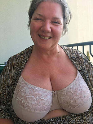 petite mature bra porn