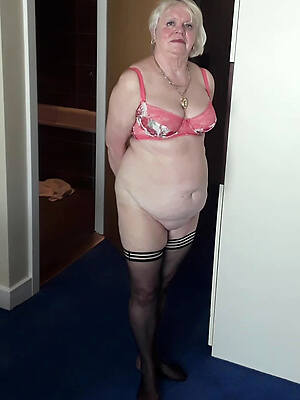 nasty mature bra pics