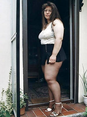 chubby mature nudepics