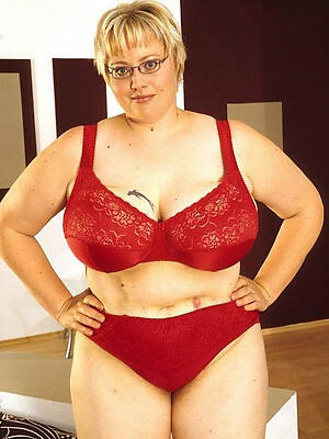 unorthodox big bra mature photos