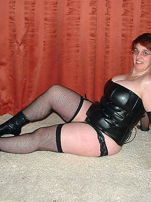 sexy mature latex matured residence pics