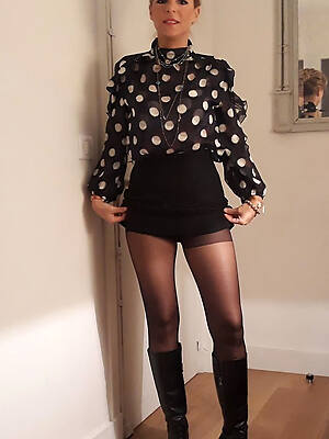 sexy dressed matures grown-up home pics