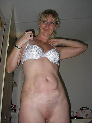 mature bra tgp