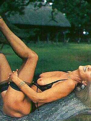 naked prototypical mature adult diggings pics