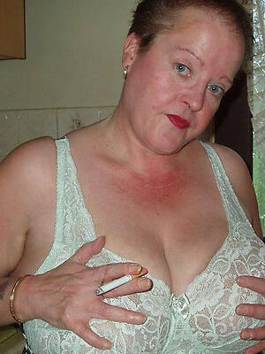 nasty sexy mature women with bras