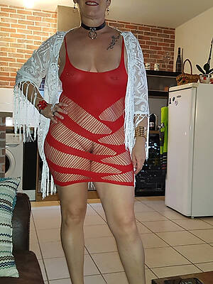 xxx pics of non nude mature