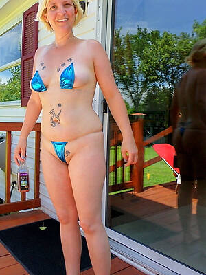 free pics of mature battalion in bikini