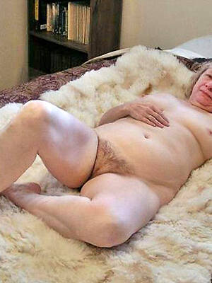 naked grandma pictures