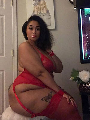 naked mature latina pics