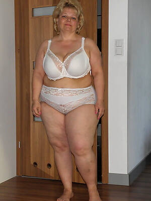 free porn pics of scalding thick mature babes