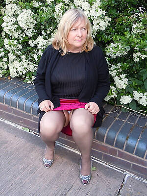 naked pics of off colour mature body of men upskirts