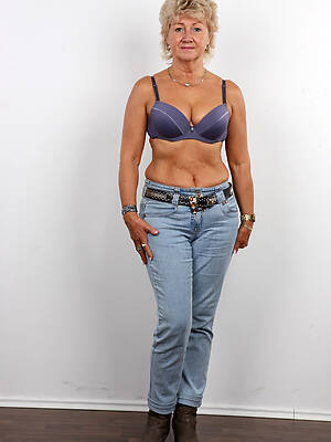 horny mature in jeans sexual intercourse pic