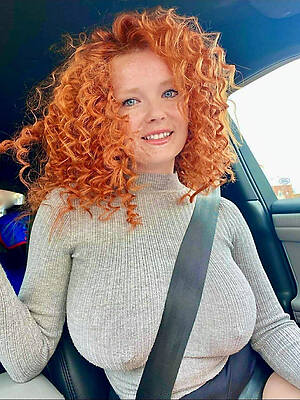 naked full-grown redhead wife