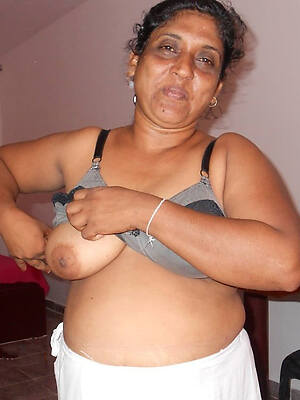 indian mature column porns