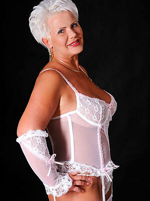 hot mature nudes go away from 50 sex pics