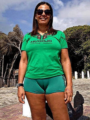 best mature cameltoes sex pictures