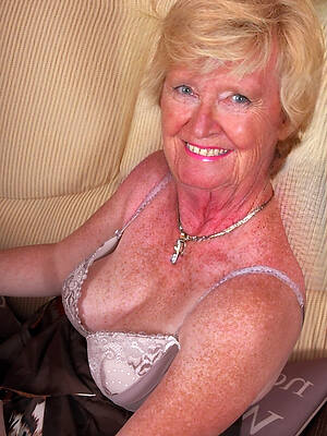 gilf naked photo