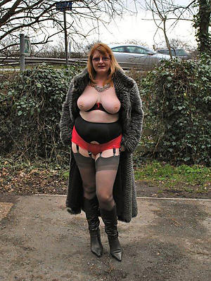 curvy mature women beside nylons