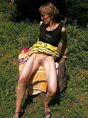 beauties skinny mature nude body of men