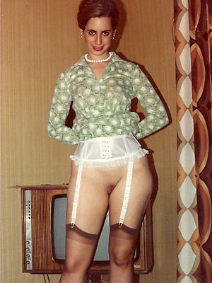 whorish fruit mature women pics