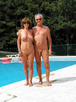 unclad mature couples picture