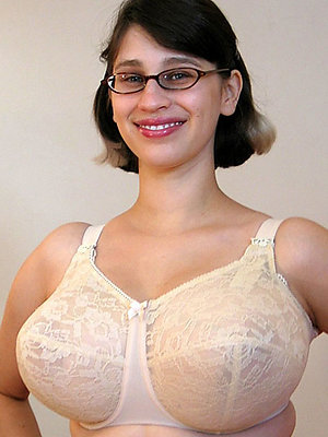 mature with glasses posing mere