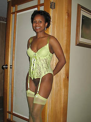hotties mature sombre ass nude photo
