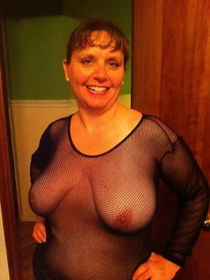 porn pics of matured milfs near nylons