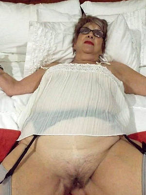 pornstar amateur mature venerable women fucking