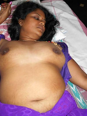 nude grown-up indian women cunt lips