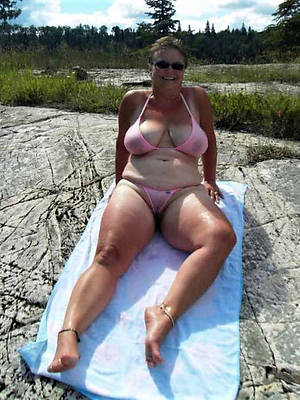 sincere matures in bikinis tits pics