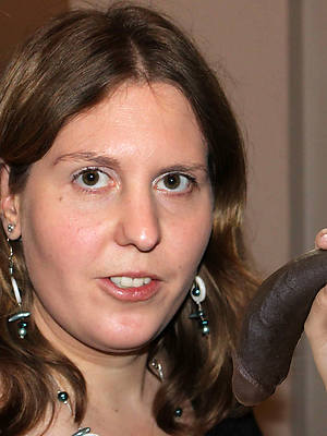 reality mature handjob xxx pics