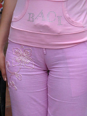 mature cameltoe