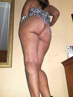 beautiful thick ebony mature