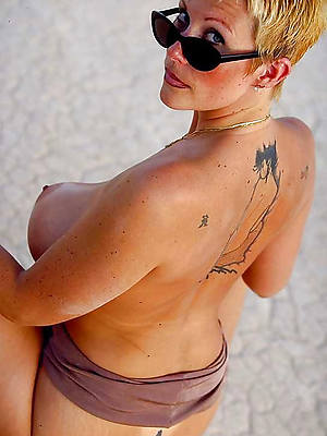 beautiful mature naked models