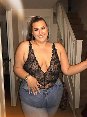 naked pics of full-grown women in parsimonious jeans