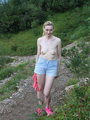 short hair mature in jeans