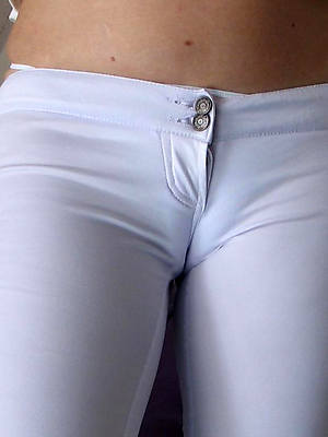 women nearly cameltoe hot porn