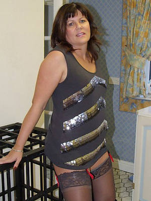 mature non nude adult porn