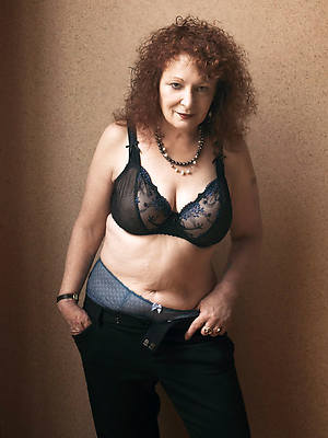 elegant sexy mature ladies over 50