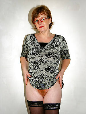 free pics of uncover mature redheads
